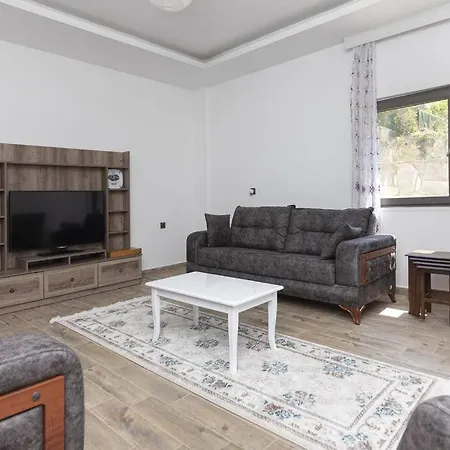 Holiday home 2 Bedroom House With Spacious Garden And Private Pool In *