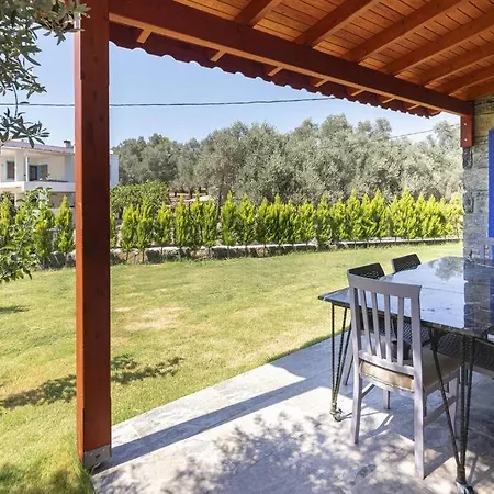 2 Bedroom House With Spacious Garden And Private Pool In Hébergement de vacances Bodrum